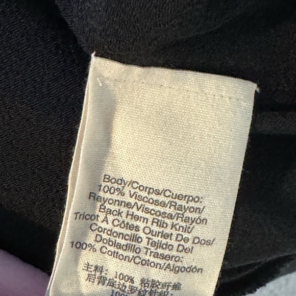 Pure DKNY VEST size L black barely worn in good condition. - Picture 5 of 5